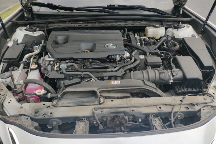 Used Lexus ES 2022 300h Excellence Edition Engine Bay
