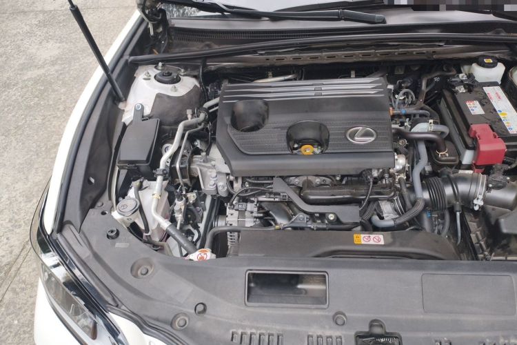 Used Lexus ES 2022 200 Excellence Edition Engine Bay Right