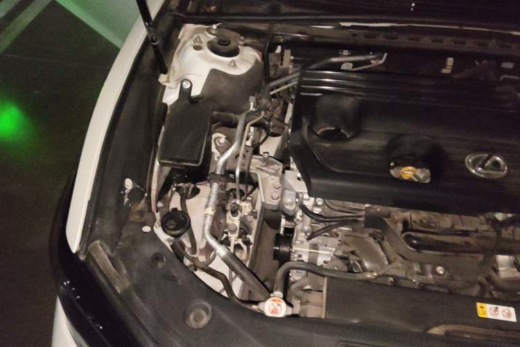 Used Lexus ES 2022 200 Excellence Edition Engine Bay Right