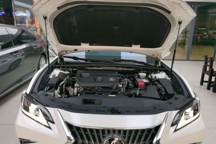 Used Lexus ES 2022 200 Excellence Edition Engine Bay