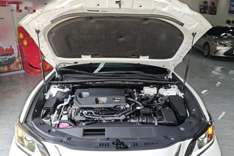 Used Lexus ES 2022 300h Excellence Edition Engine Bay