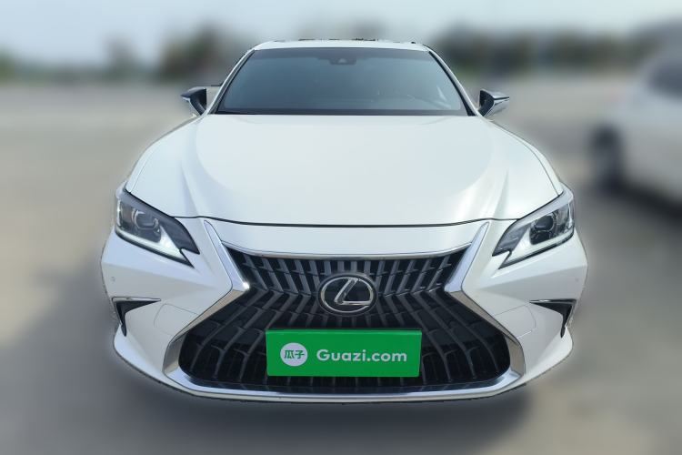 Used Lexus ES 2022 300h Excellence Edition Exterior 1