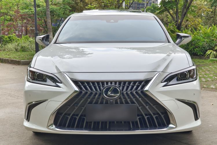 Used Lexus ES 2022 200 Excellence Edition Exterior 2