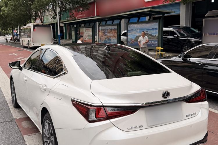 Used Lexus ES 2022 200 Excellence Edition Exterior 2