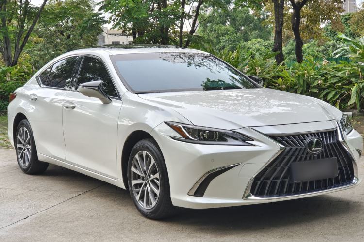 Used Lexus ES 2022 200 Excellence Edition Exterior 3