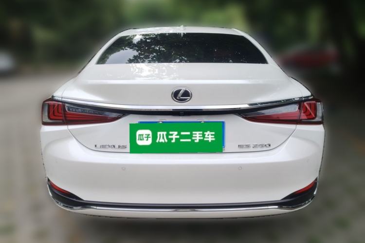 Used Lexus ES 2022 200 Excellence Edition Exterior 4