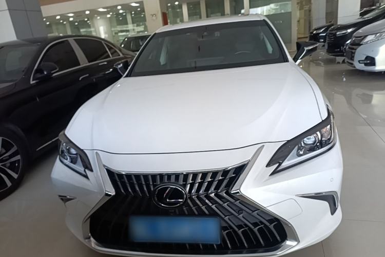 Used Lexus ES 2022 260 Excellence Edition Front