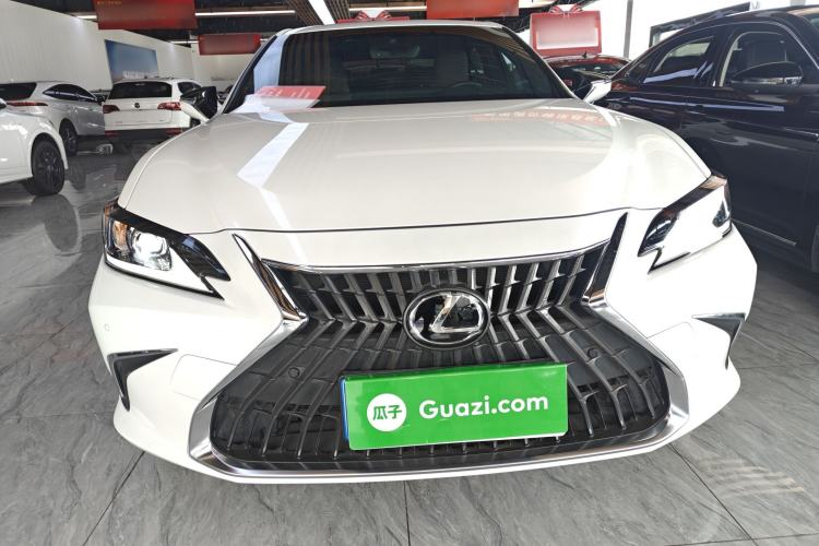 Used Lexus ES 2022 200 Excellence Edition Front