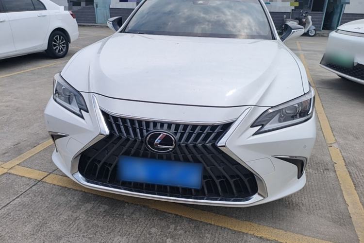 Used Lexus ES 2022 200 Luxury Edition Front