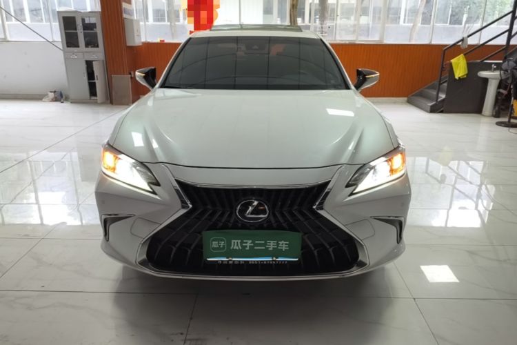 Used Lexus ES 2022 200 Excellence Edition Front