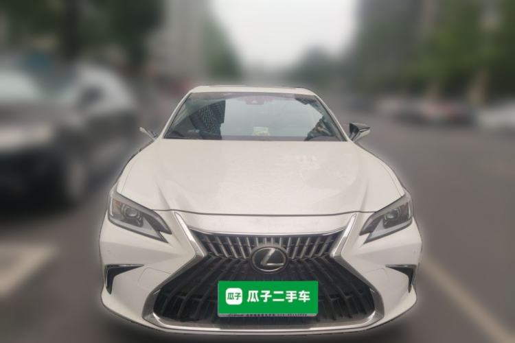 Used Lexus ES 2022 200 Luxury Edition Front