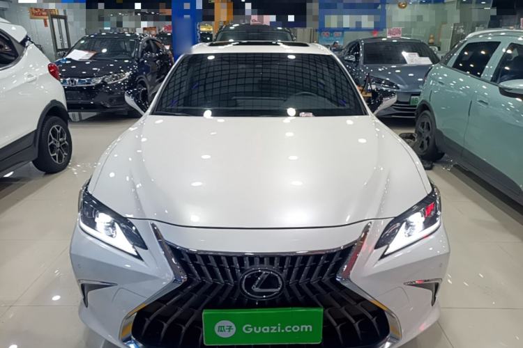 Used Lexus ES 2022 200 Excellence Edition Front