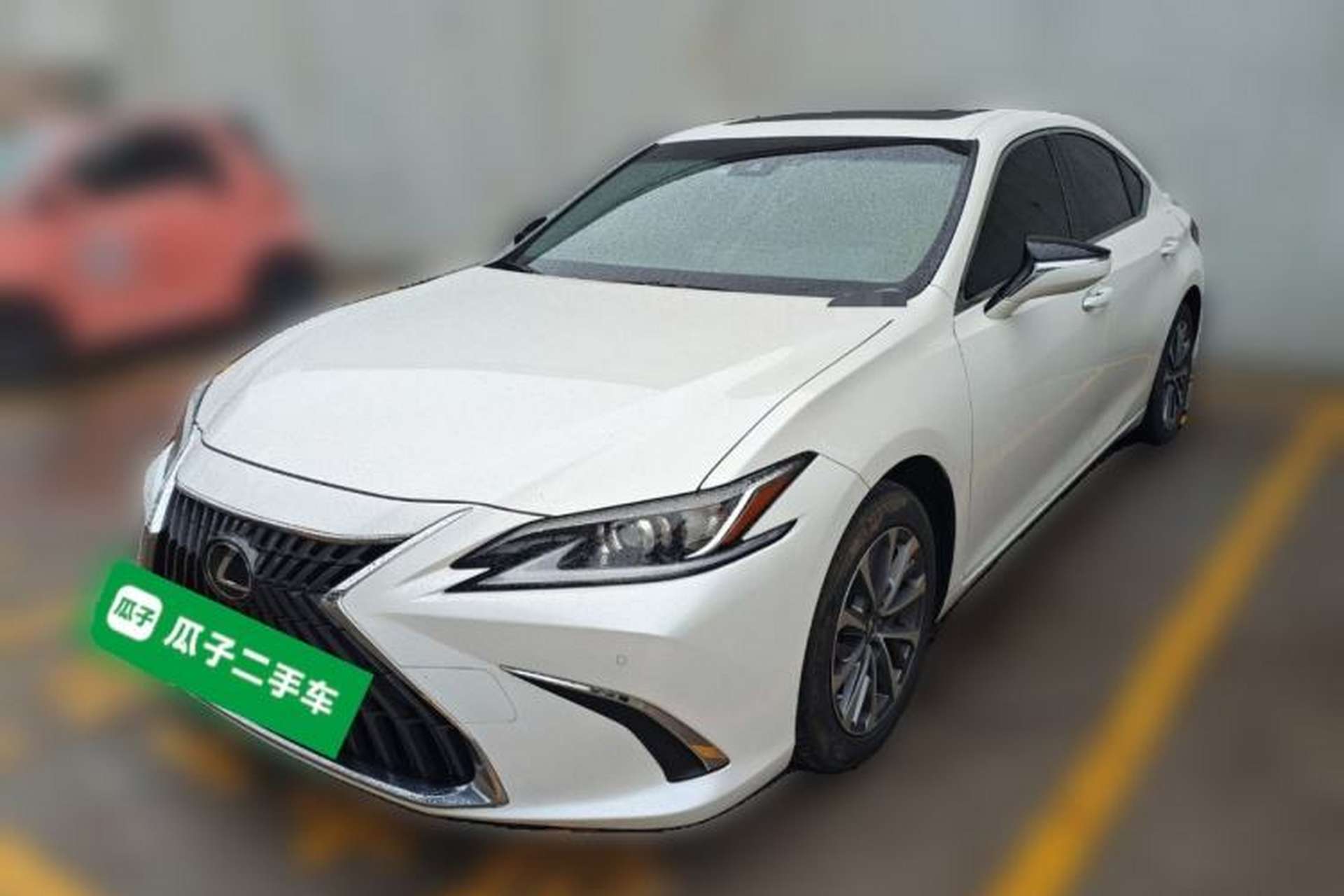 Used Lexus ES 2022 300h Excellence Edition Front Left 45 Deg
