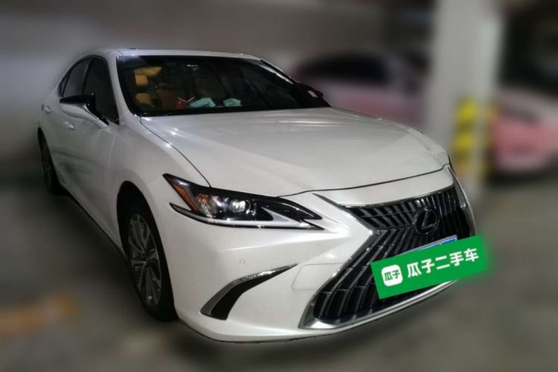 Used Lexus ES 2022 200 Excellence Edition Front Right 45 Deg