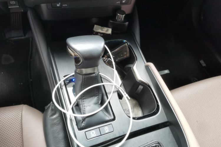 Used Lexus ES 2022 200 Excellence Edition Gear Lever