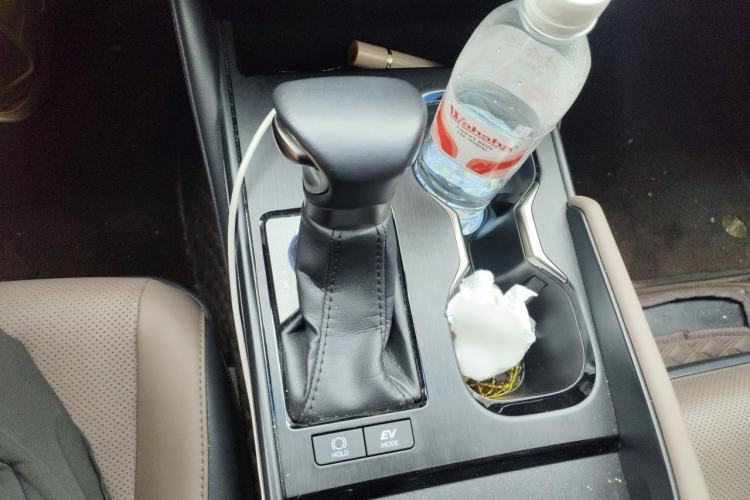 Used Lexus ES 2022 300h Deluxe Edition Gear Lever