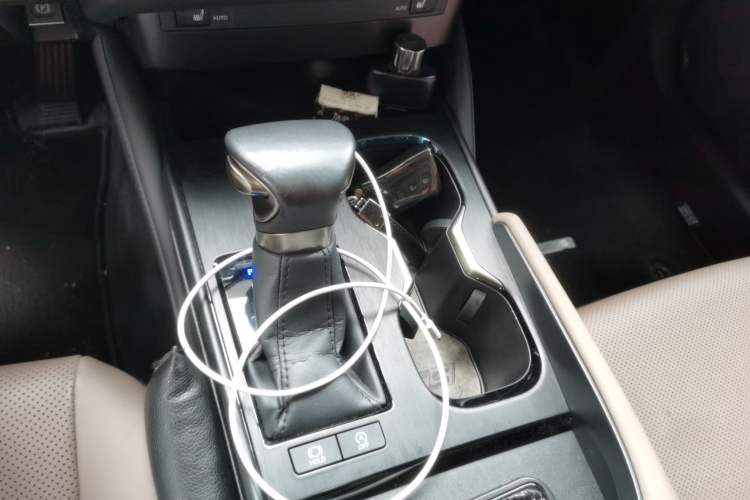 Used Lexus ES 2022 200 Excellence Edition Gear Lever