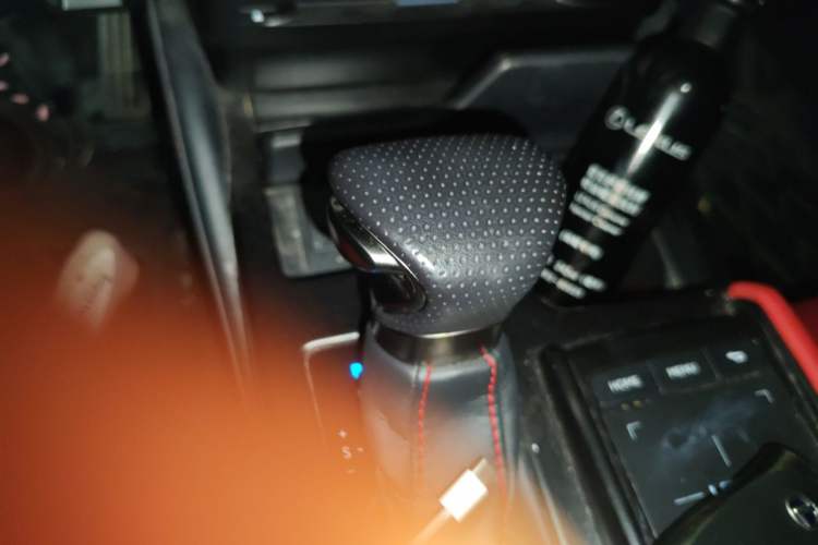 Used Lexus ES 2022 300h F SPORT Gear Lever