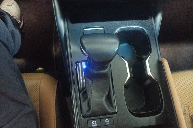 Used Lexus ES 2022 200 Luxury Edition Gear Lever