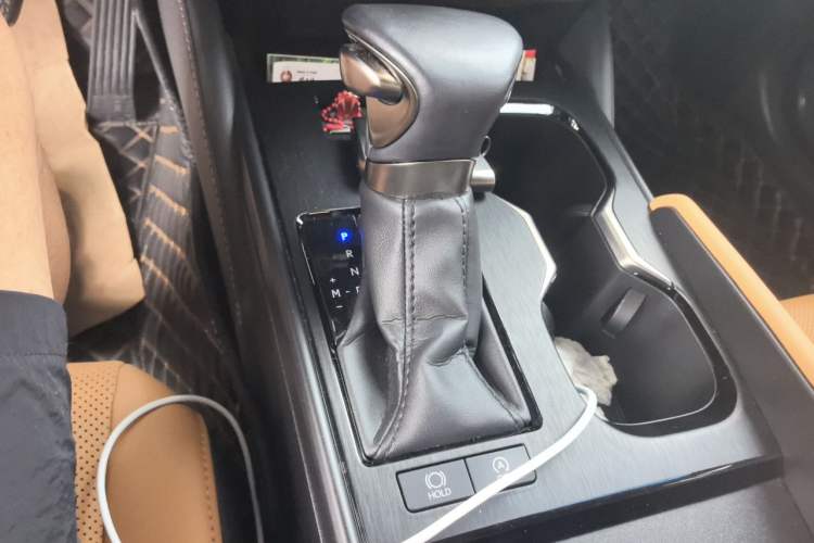 Used Lexus ES 2022 200 Excellence Edition Gear Lever