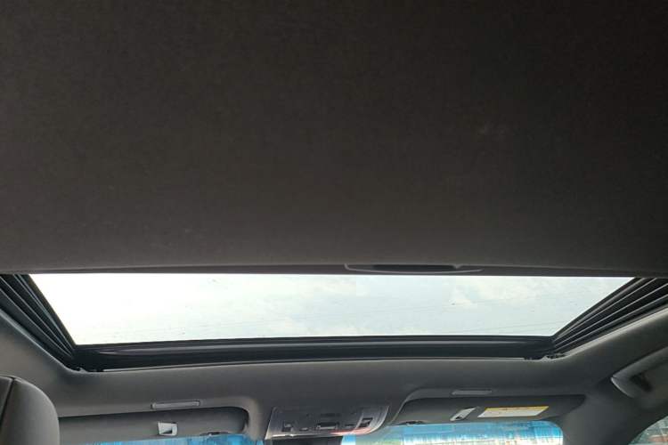 Used Lexus ES 2022 200 Luxury Edition Headliner