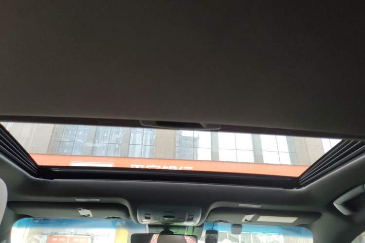 Used Lexus ES 2022 300h Excellence Edition Headliner