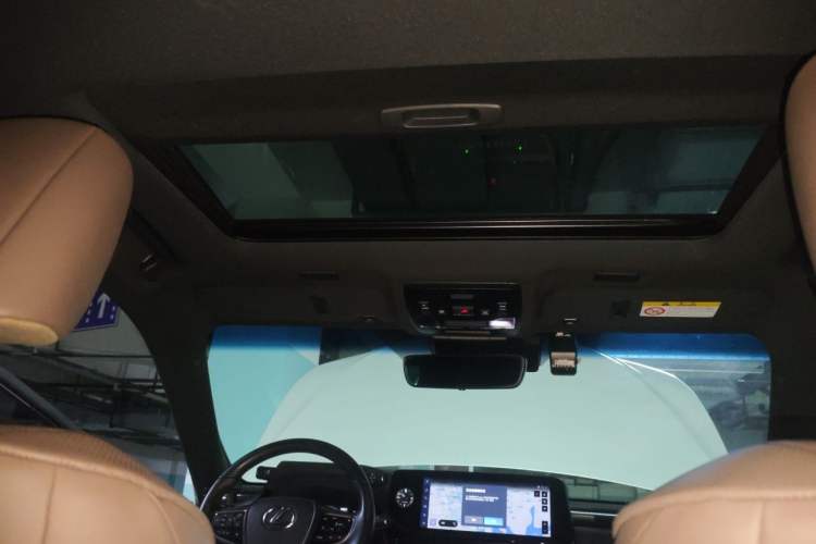 Used Lexus ES 2022 300h Excellence Edition Headliner