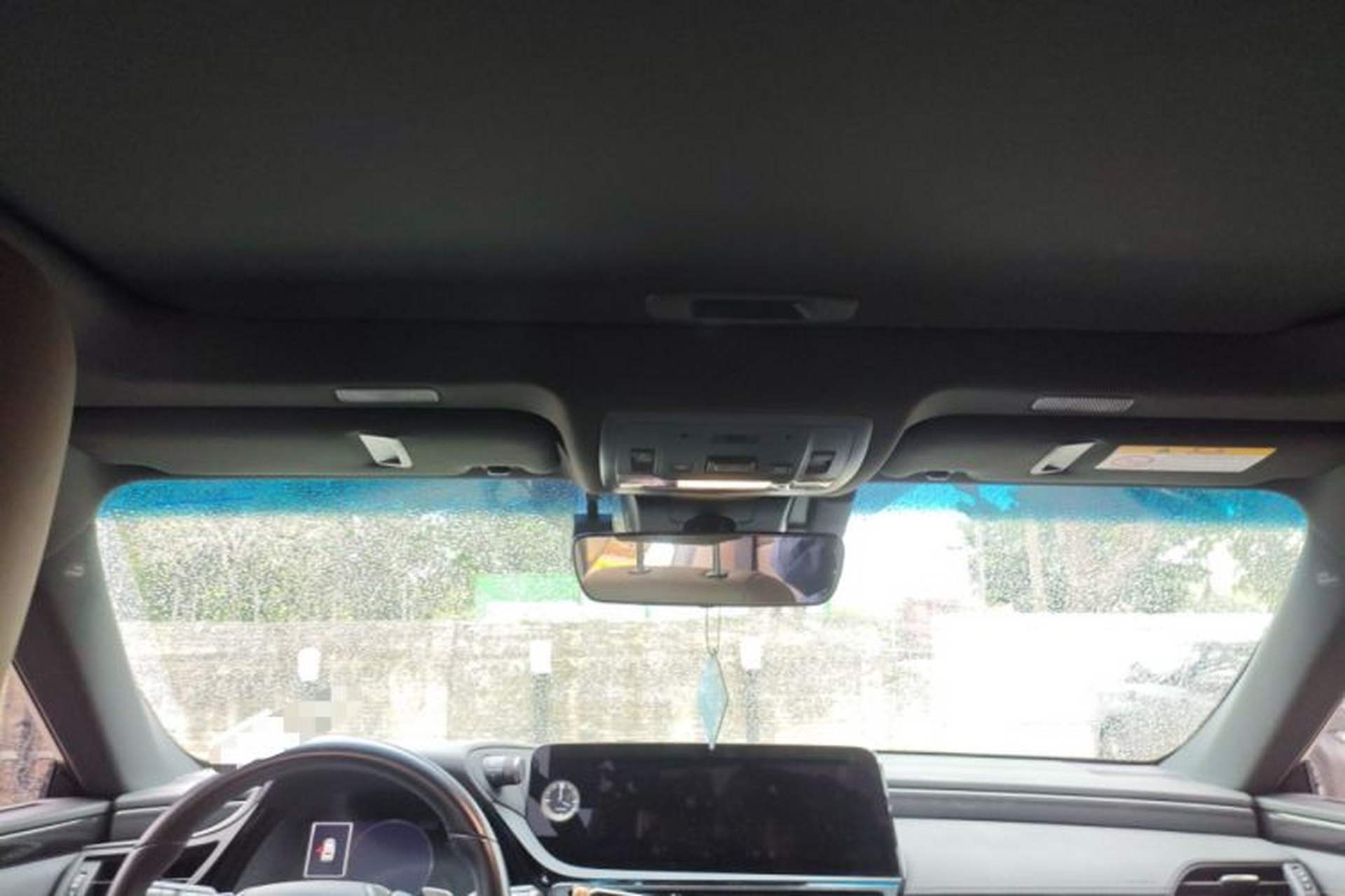 Used Lexus ES 2022 300h Excellence Edition Headliner