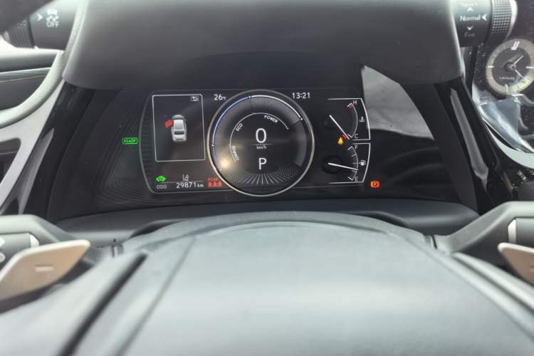 Used Lexus ES 2022 300h Excellence Edition Instrument Cluster
