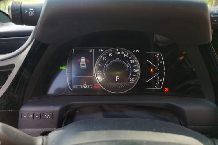 Used Lexus ES 2022 300h Excellence Edition Instrument Cluster