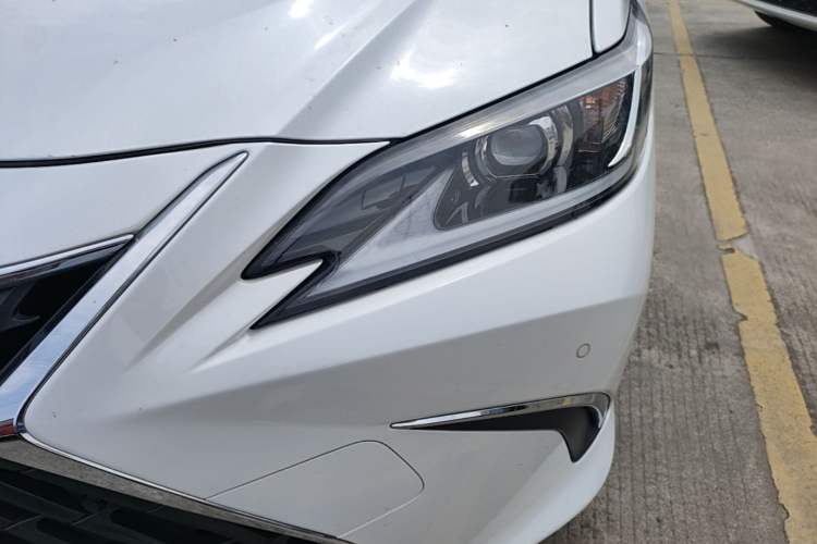 Used Lexus ES 2022 200 Luxury Edition Left Front Headlight