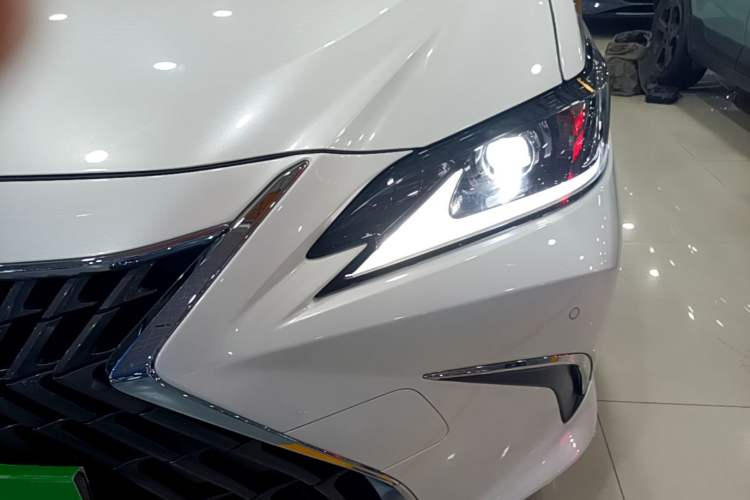 Used Lexus ES 2022 200 Excellence Edition Left Front Headlight