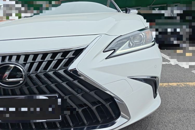 Used Lexus ES 2022 300h Excellence Edition Left Front Headlight