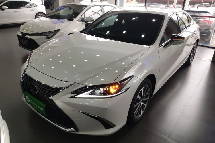 Used Lexus ES 2022 300h Excellence Edition Left Front Headlight