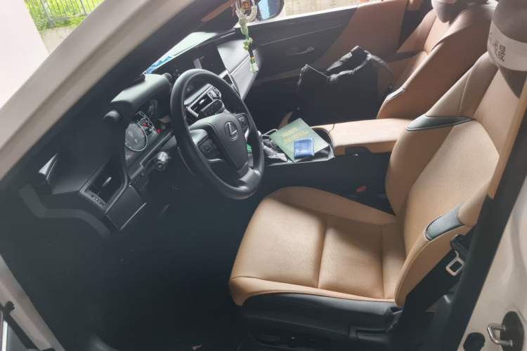 Used Lexus ES 2022 200 Excellence Edition Left Front Seat