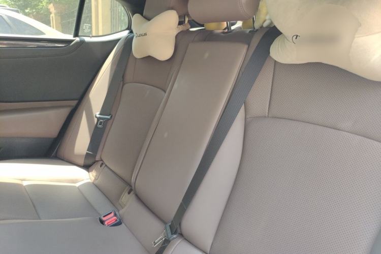 Used Lexus ES 2022 200 Excellence Edition Left Rear Seat