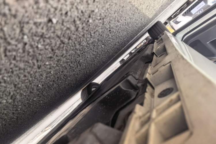 Used Lexus ES 2022 300h Excellence Edition Left Side Sill