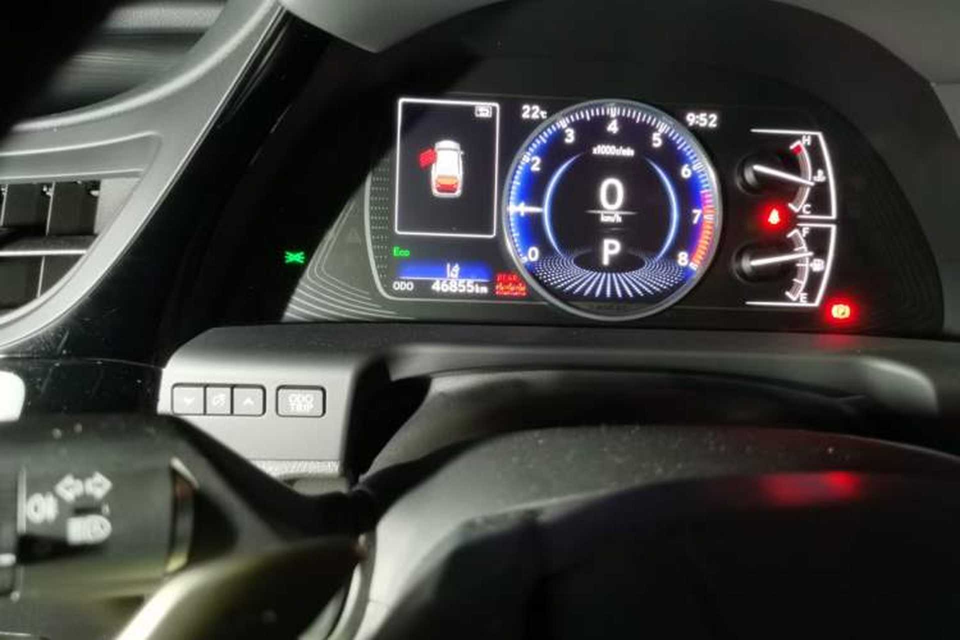 Used Lexus ES 2022 200 Excellence Edition Odometer Close Up