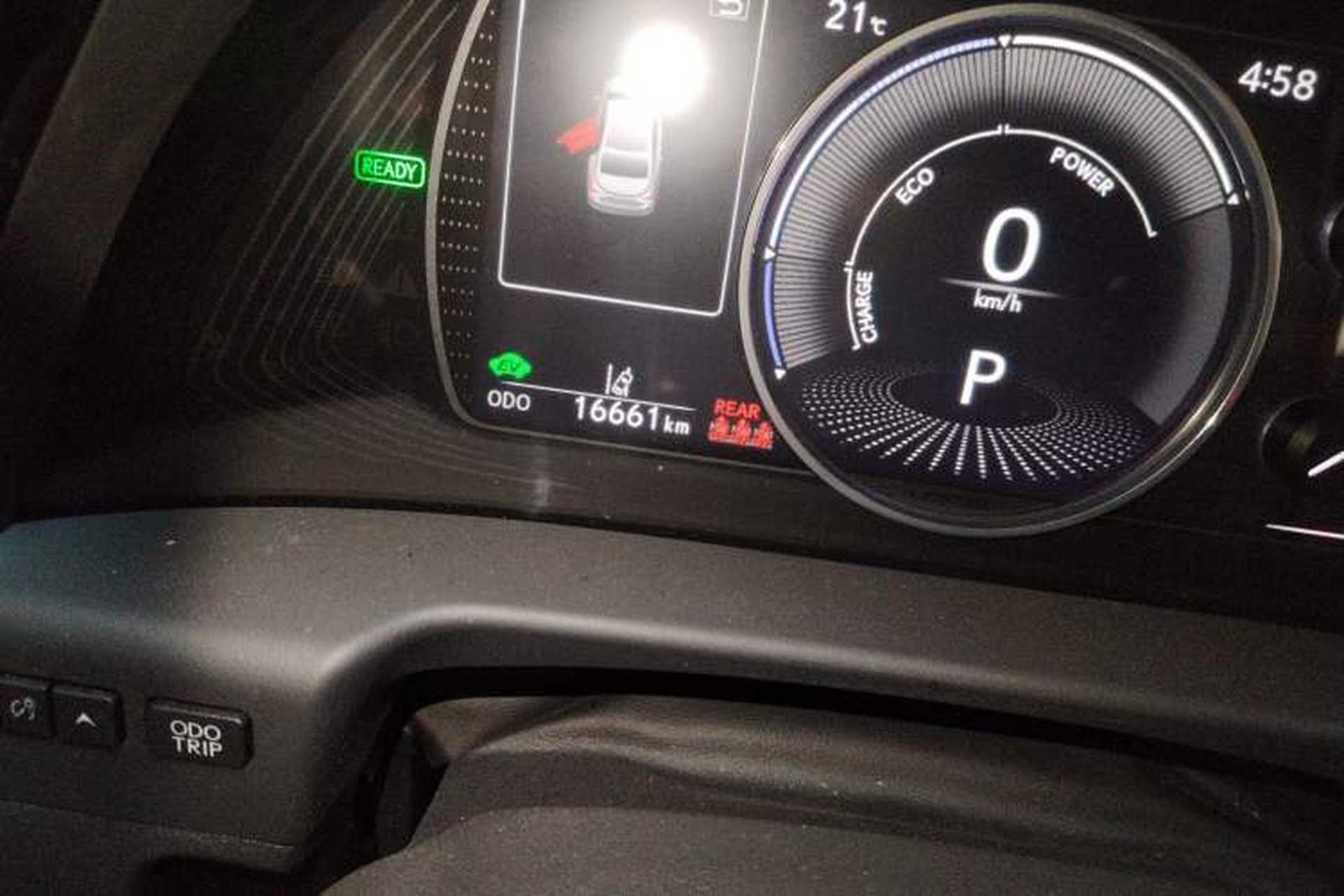 Used Lexus ES 2022 300h Excellence Edition Odometer Close Up