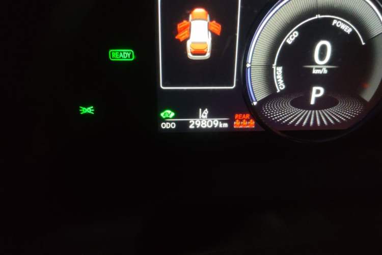 Used Lexus ES 2022 300h Excellence Edition Odometer Close Up