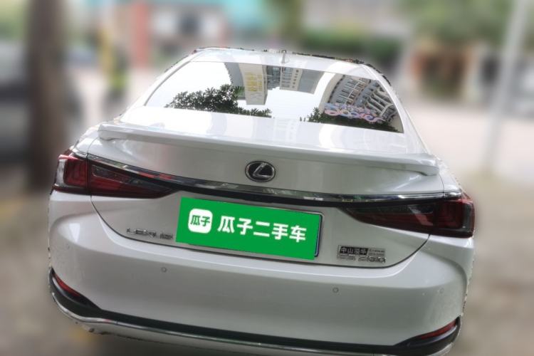 Used Lexus ES 2022 200 Excellence Edition Rear