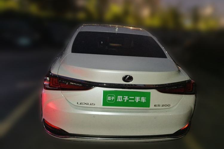 Used Lexus ES 2022 200 Excellence Edition Rear