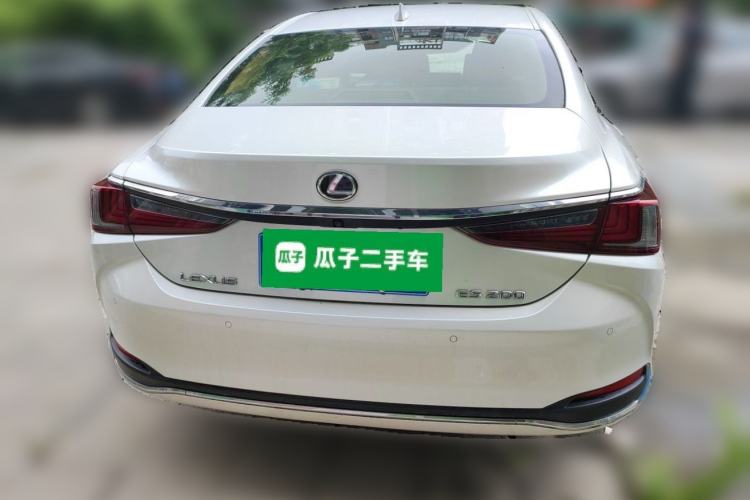 Used Lexus ES 2022 200 Excellence Edition Rear