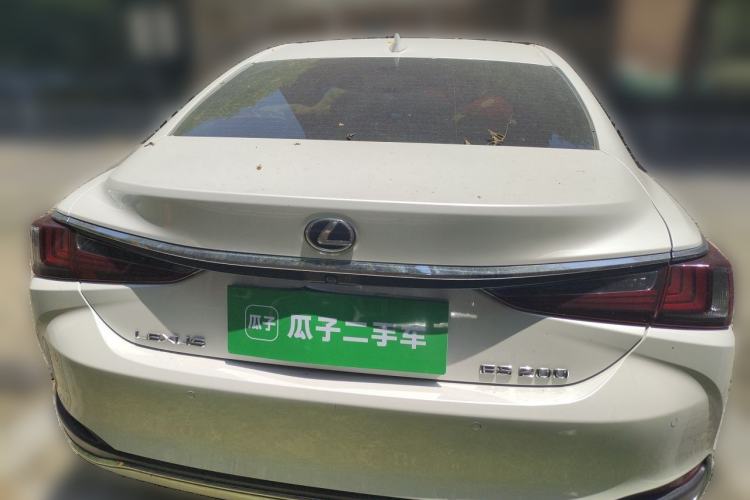 Used Lexus ES 2022 200 Excellence Edition Rear