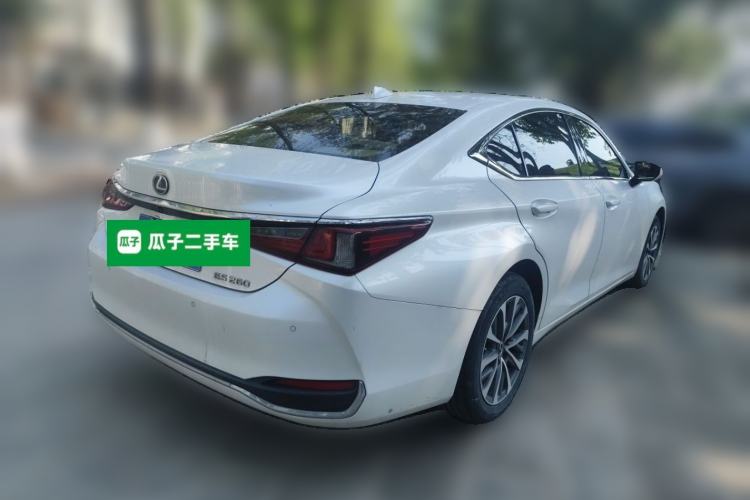 Used Lexus ES 2022 260 Excellence Edition Rear Right 45 Deg