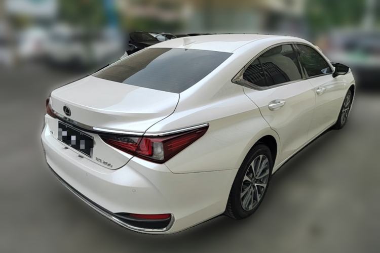 Used Lexus ES 2022 200 Excellence Edition Rear Right 45 Deg