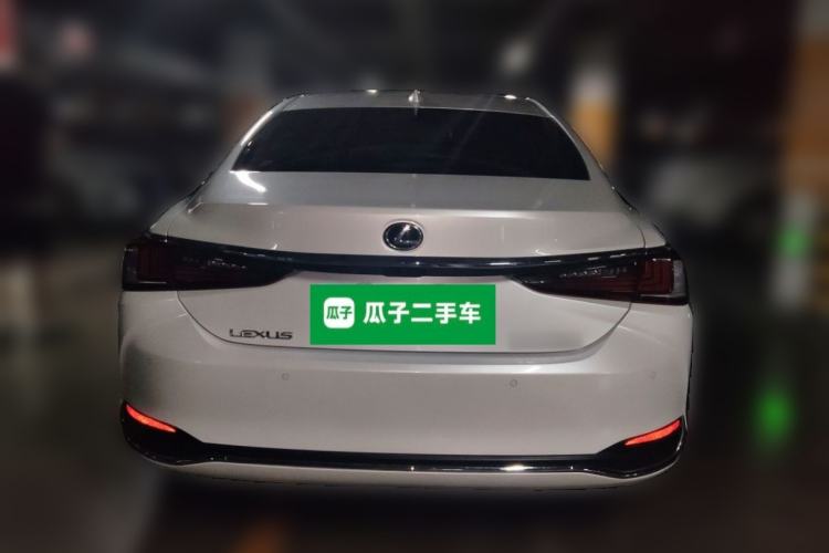 Used Lexus ES 2022 200 Excellence Edition Rear