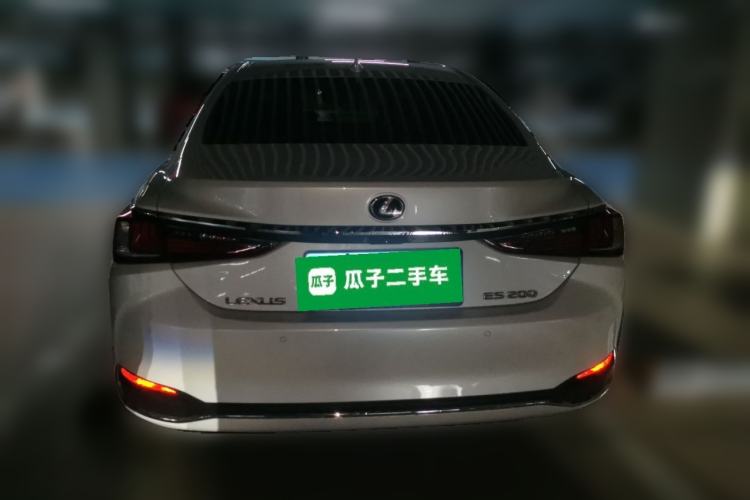 Used Lexus ES 2022 200 Excellence Edition Rear
