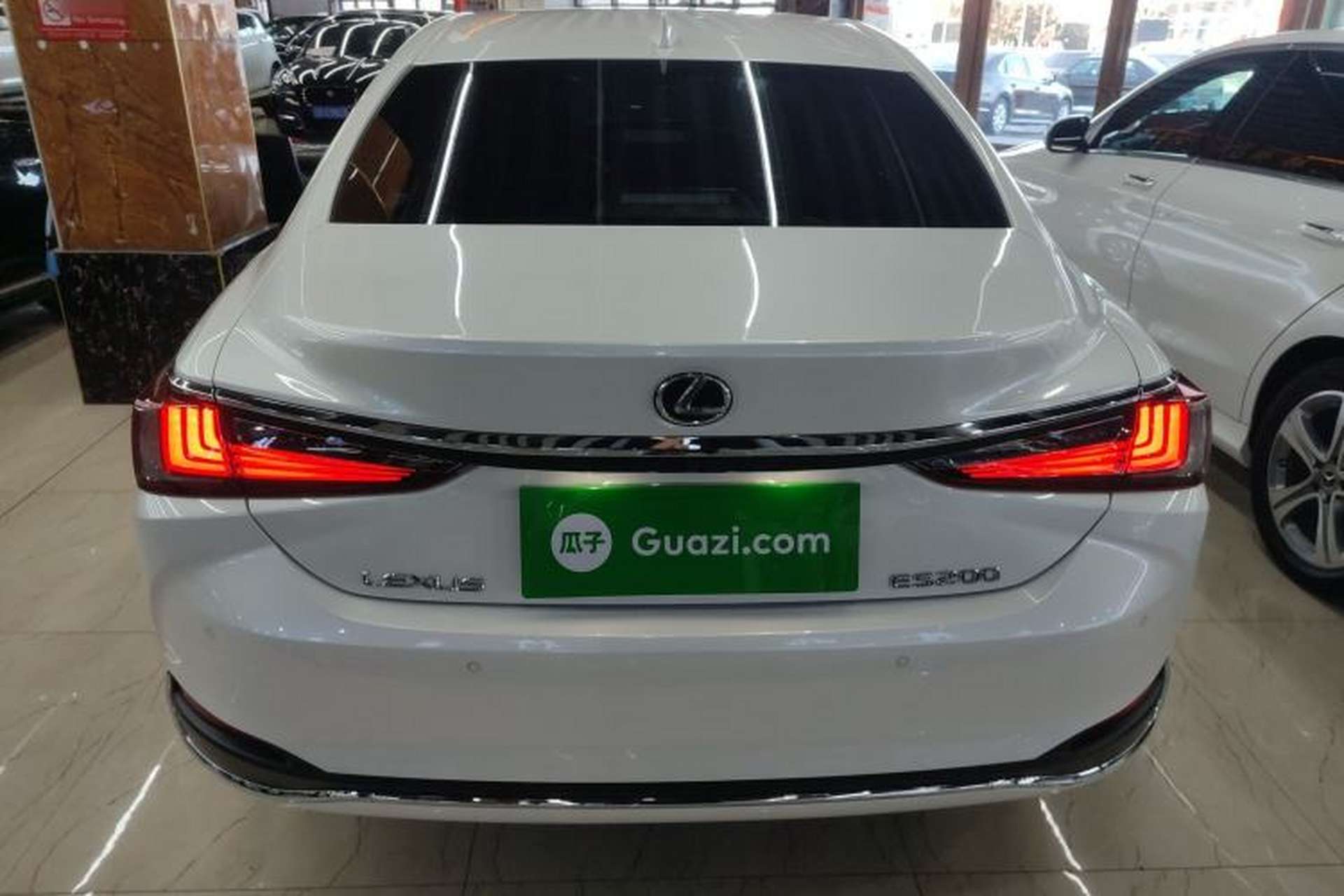 Used Lexus ES 2022 200 Excellence Edition Rear