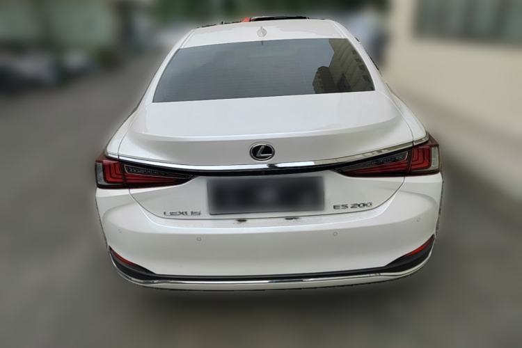 Used Lexus ES 2022 200 Excellence Edition Rear